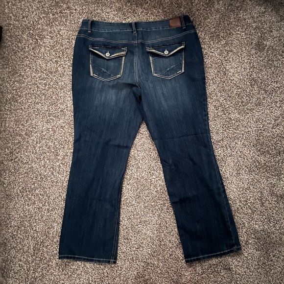 Maurice’s, 20W, Regular - Picture 2 of 3